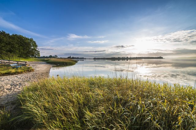 Herzlich Willkommen bei der Bevölkerungsbefragung zur Tourismusakzeptanz in der Region Ostseefjord Schlei! Herzlich Willkommen bei der Bevölkerungsbefragung zur Tourismusakzeptanz in der Region Ostseefjord Schlei!